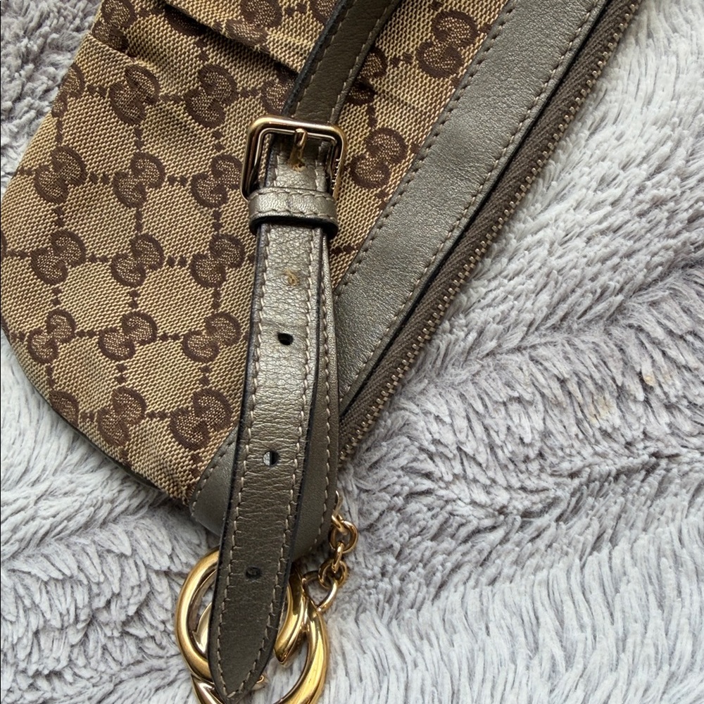 💕 GUCCI Beige/Silver GG Canvas Pochette Bag - 💯Authentic 💕 - Picture 9 of 14